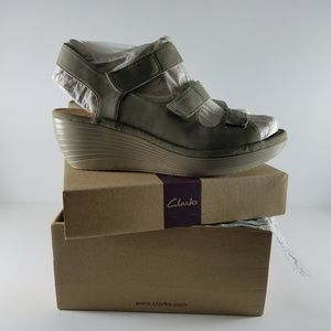 Clarks womens  shoes sandals wedges